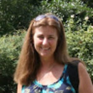 Meet your Posher, Lois